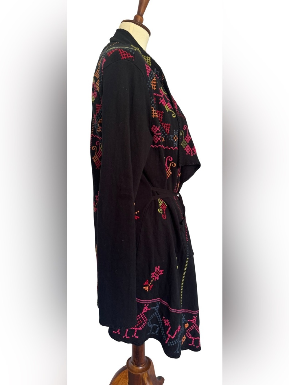 Biya By Johnny Was Black Embroidered Tie Closure with Pockets Cardigan Size M - Picture 4 of 10